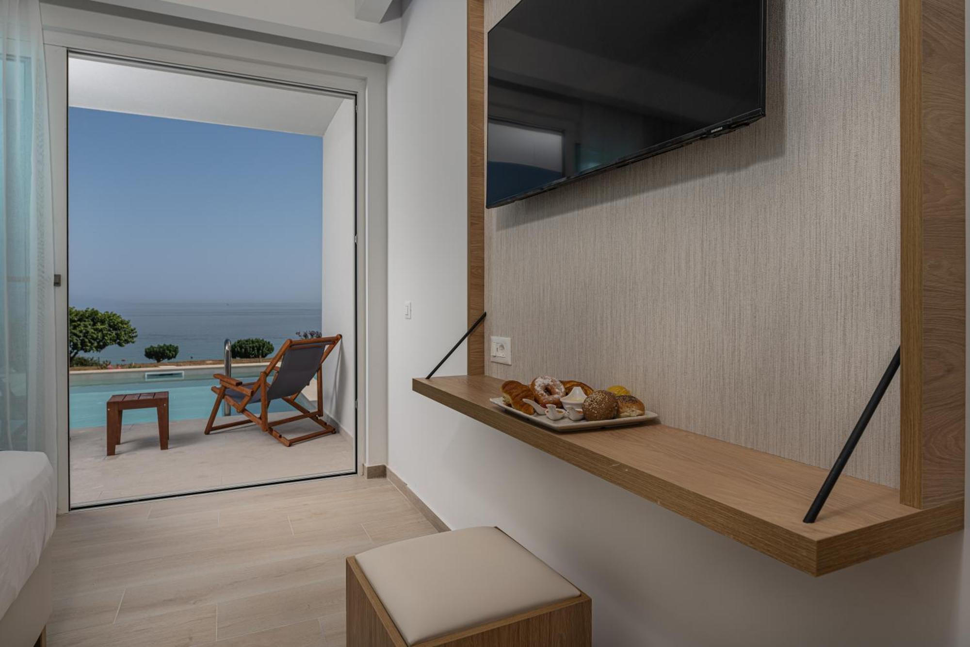 Mirage Bleu Hotel 查加基恩 外观 照片