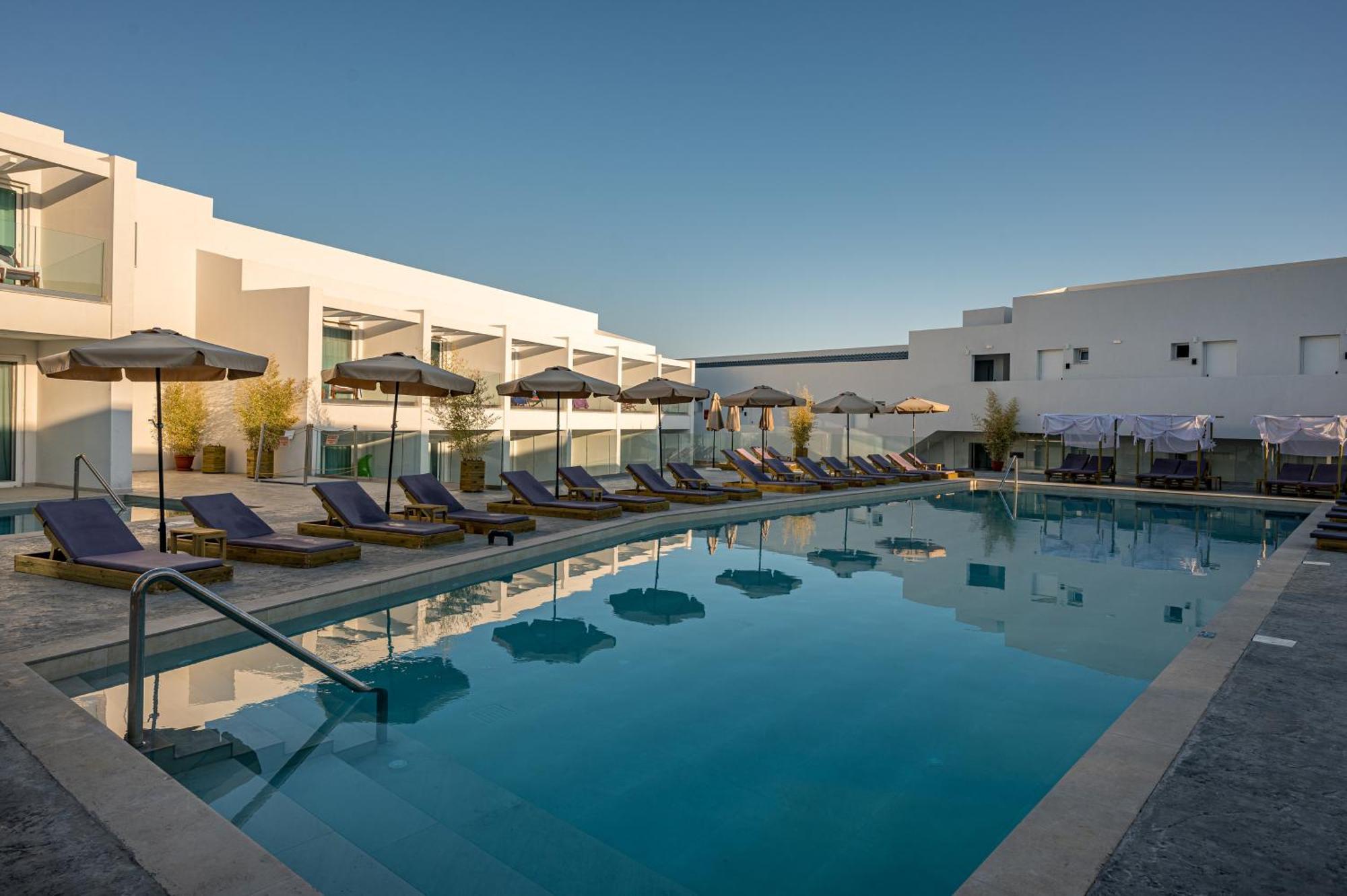 Mirage Bleu Hotel 查加基恩 外观 照片