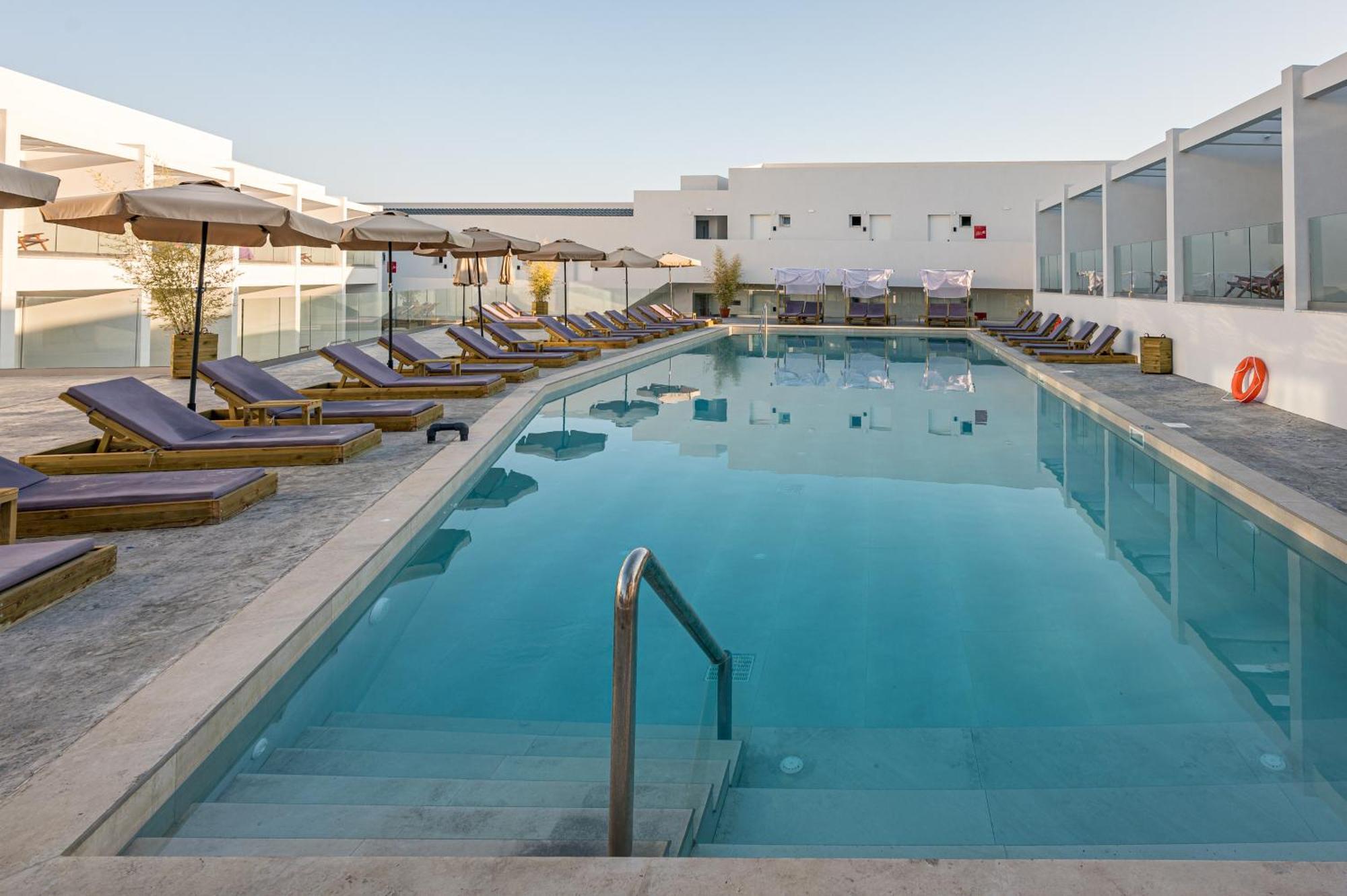 Mirage Bleu Hotel 查加基恩 外观 照片