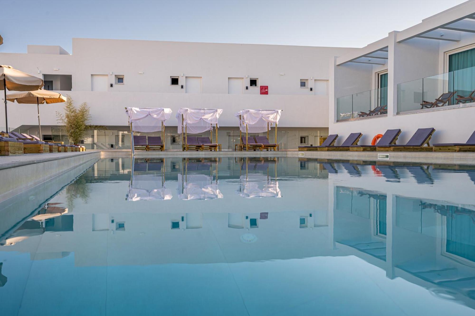 Mirage Bleu Hotel 查加基恩 外观 照片