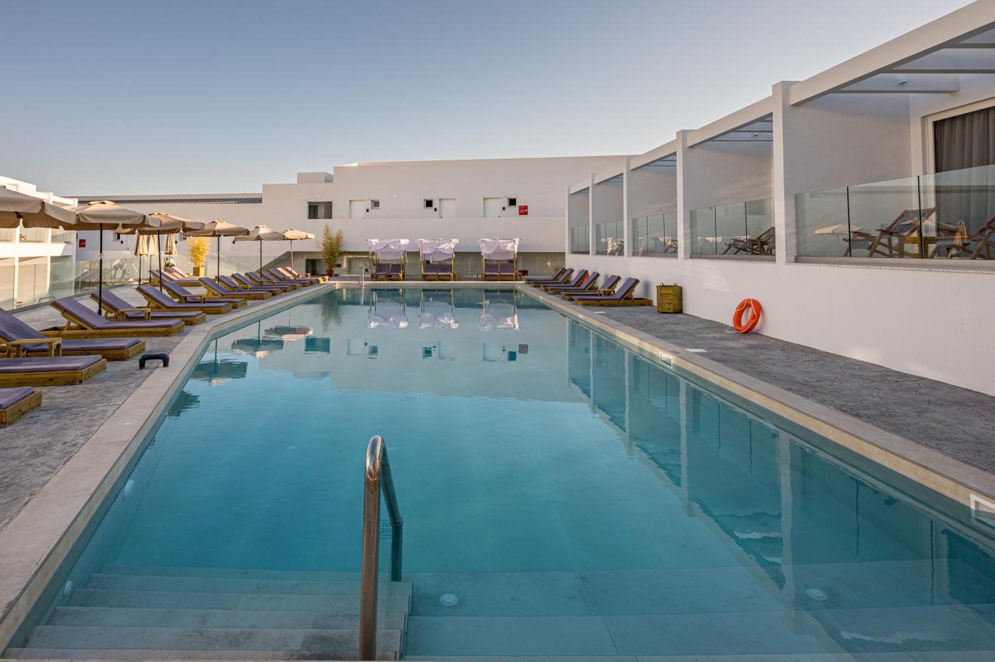 Mirage Bleu Hotel 查加基恩 外观 照片