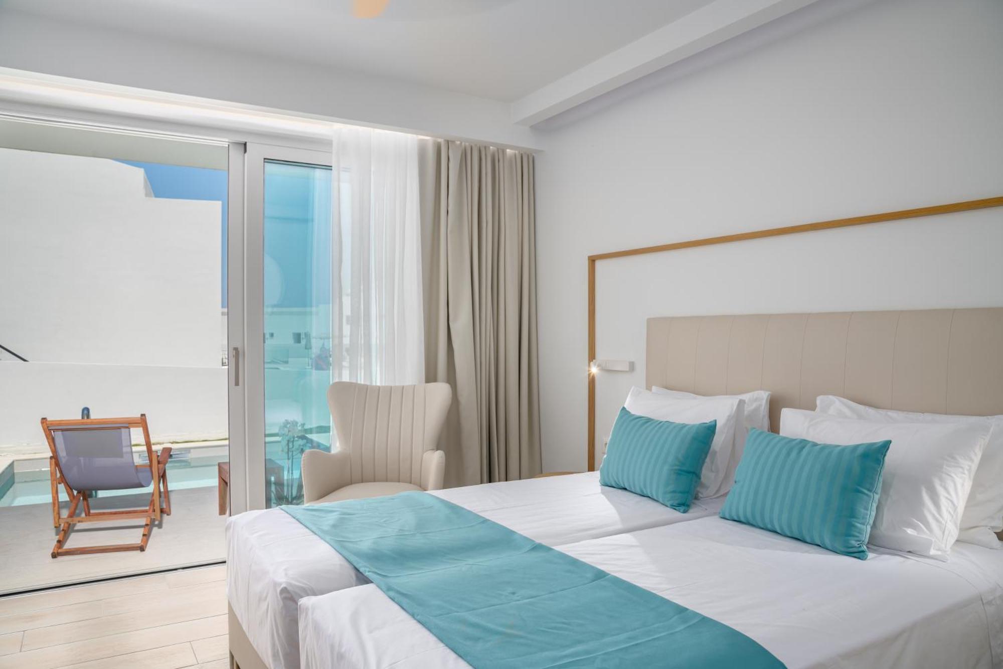 Mirage Bleu Hotel 查加基恩 外观 照片